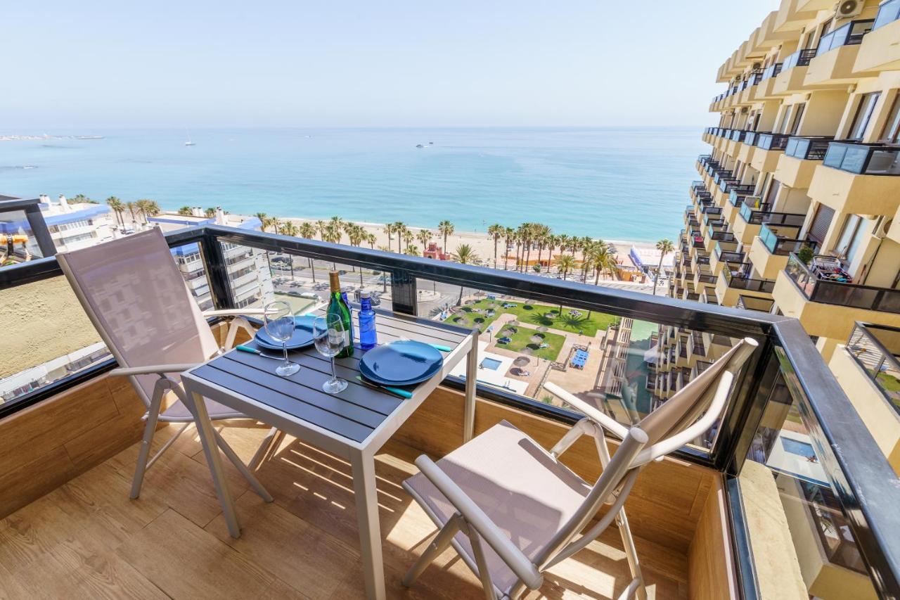 Amazing Views Beachfront Apartment With Swimming Pool Benalmádena Eksteriør billede