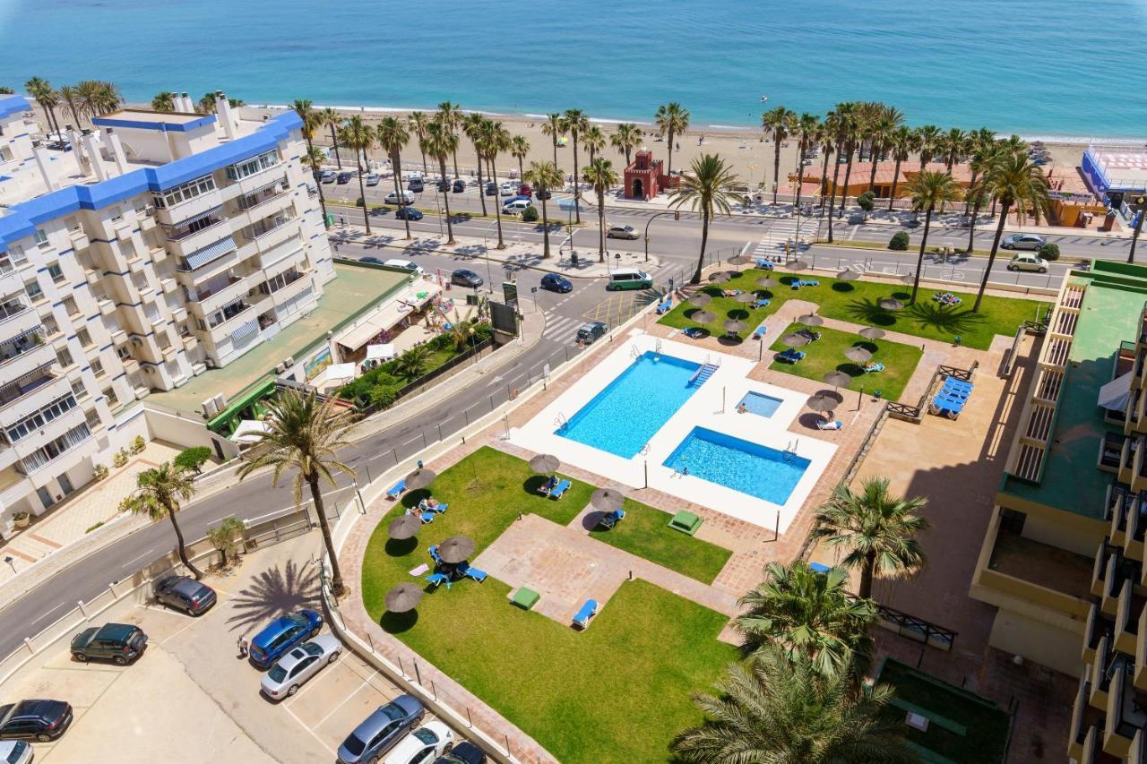Amazing Views Beachfront Apartment With Swimming Pool Benalmádena Eksteriør billede