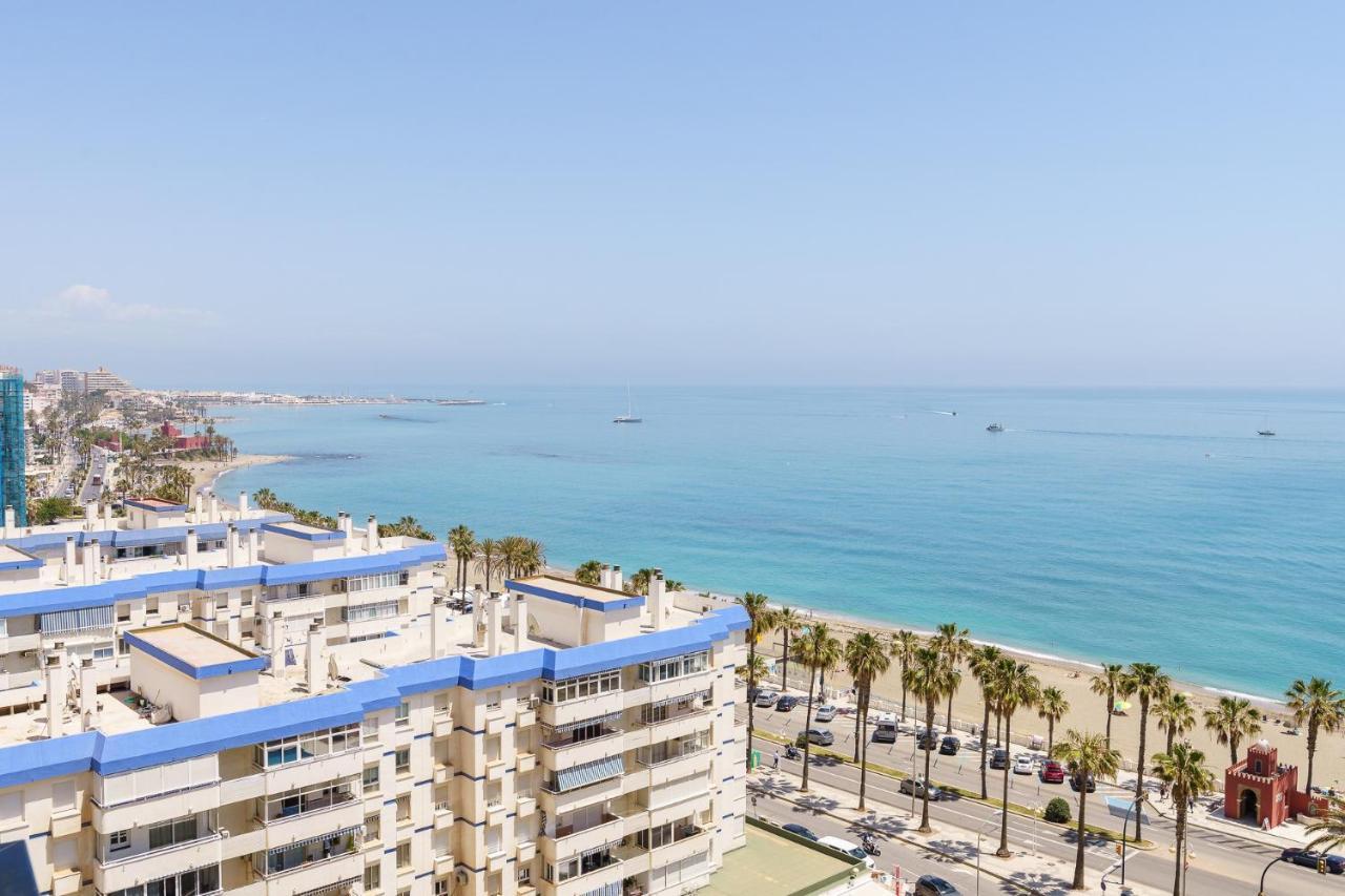 Amazing Views Beachfront Apartment With Swimming Pool Benalmádena Eksteriør billede