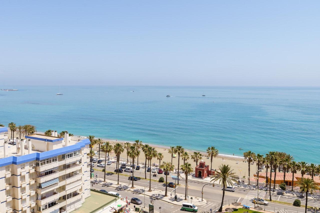 Amazing Views Beachfront Apartment With Swimming Pool Benalmádena Eksteriør billede