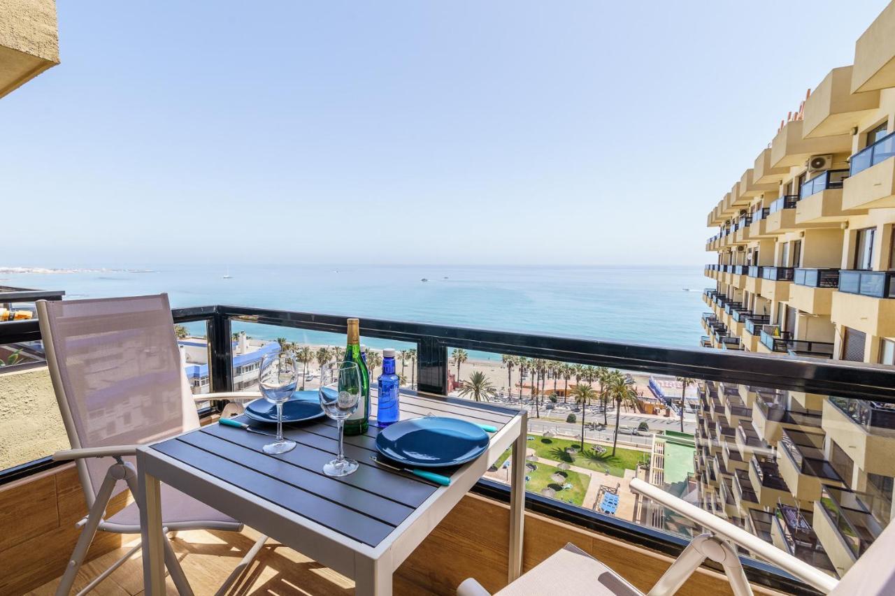 Amazing Views Beachfront Apartment With Swimming Pool Benalmádena Eksteriør billede